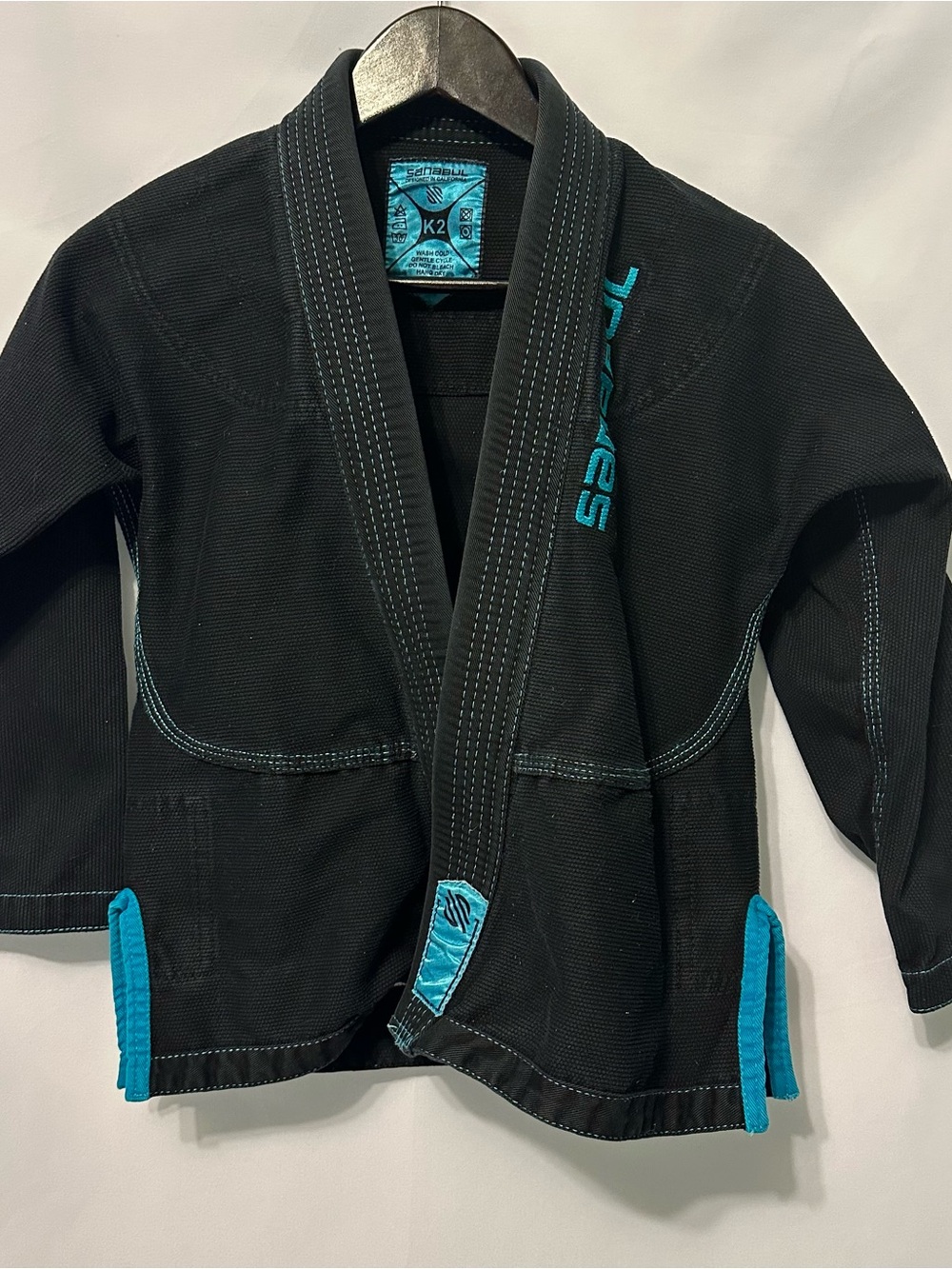 Sanabul Blu Neo Kids BJJ Gi Kimono Top Black Turquoise Size K2